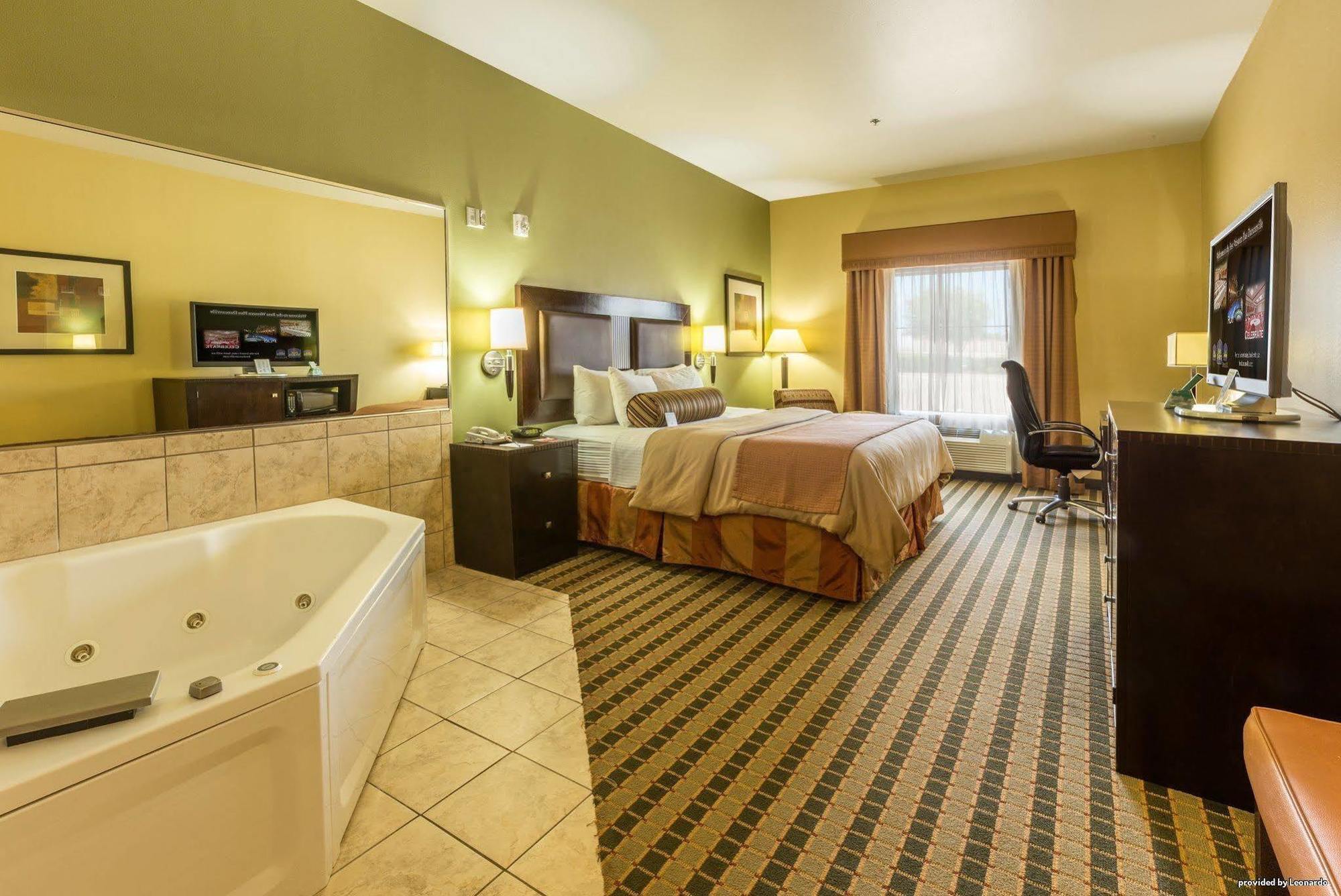 Western Duncanville/dallas 3*