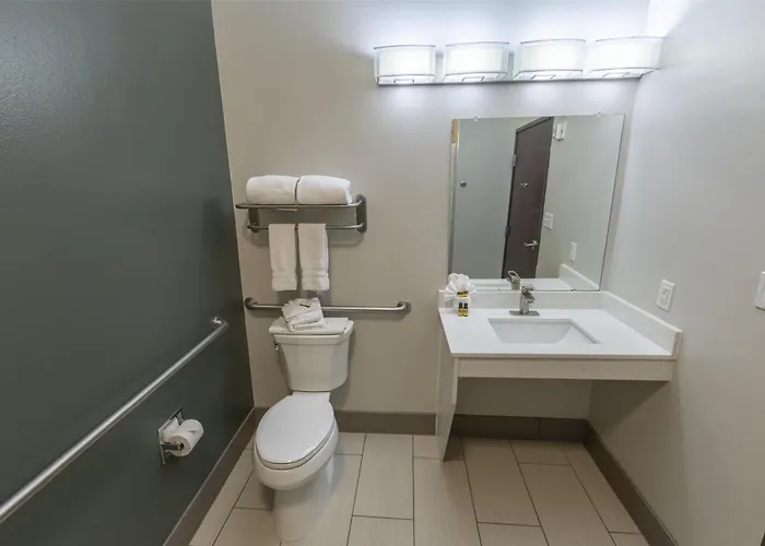 Best Western Plus Duncanville Dallas