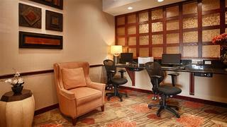 Western Dallas Hotel 3*
